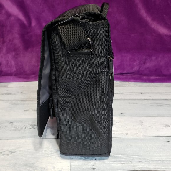NWT Samsonite Perfect Fit Laptop Computer Messenger Travel Bag Black - Picture 3 of 16